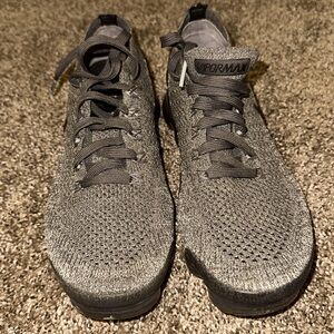 Gently Used Air Max 360